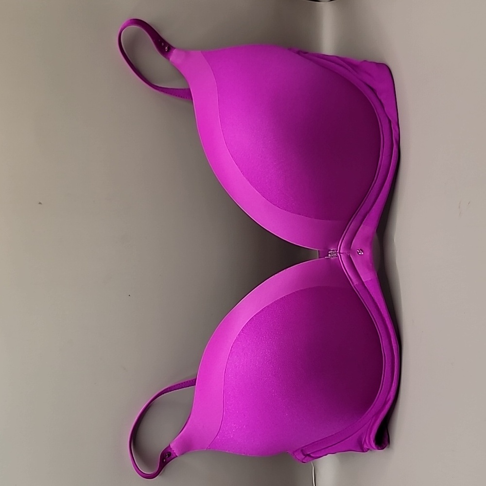 Victoria's Secret Biofit PushUp Bra 32D Fuchsia Padded Underwire Plunge Lingerie